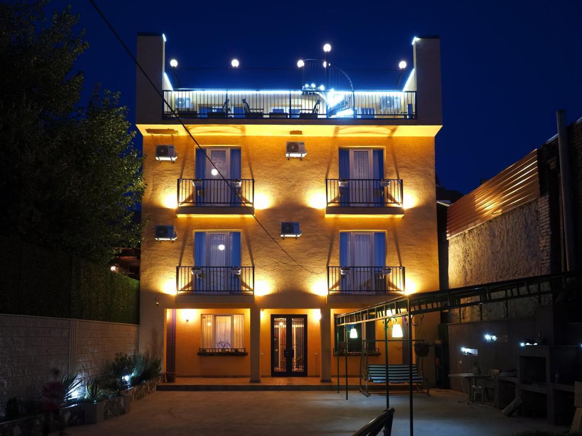 Hotel Banihills Tbilisi Exterior photo